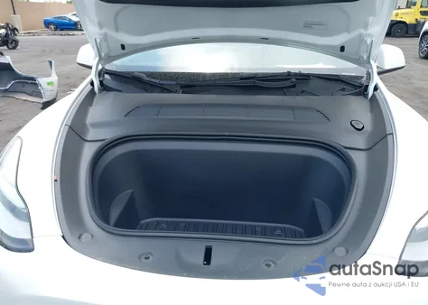 2023 Tesla Model Y Awd/Long Range Dual Motor All-Wheel Drive из США, поврежденный, VIN 7SAYGDEE3PA079248